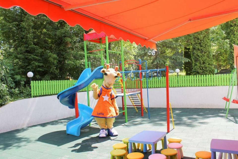 Green Park Hotel 金沙 外观 照片